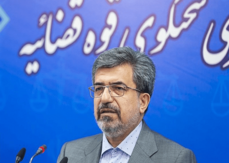 از آمران به معروف و ناهیان از منکر حمایت می کنیم