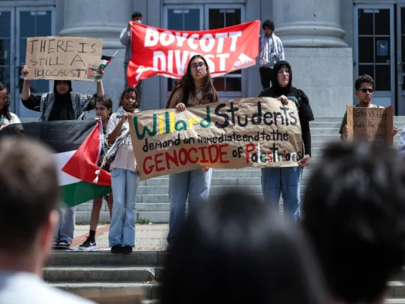 تجمع دانشجویان آمریکایی حامی مردم غزه دولت آمریکا و رژیم اسرائیل را تحت فشار داده است