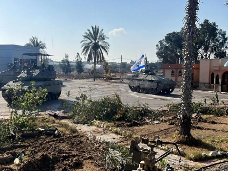 ارتش اسرائیل گذرگاه مرزی رفح را به دست گرفت
