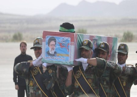 پیکر رئیس جمهور شهید وارد بیرجند شد