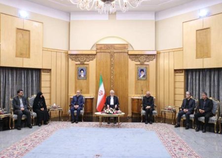 راهبرد اصلی سیاست خارجی دولت چهاردهم ارتقا همکاری‌ها با کشورهای همسایه و منطقه است