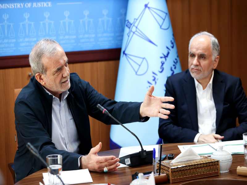 مبارزه با فساد نیاز به عِده و عُده ندارد