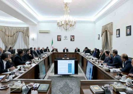 اموال مازاد برای سرمایه‌گذاری در تولید استفاده می‌شود