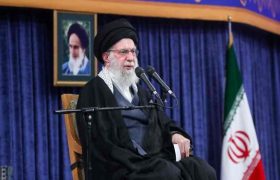 اعتراض بازاری ها به کاهش ارزش پول ملی درست بود