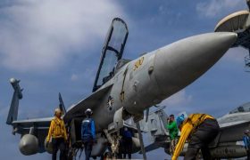 مشاوران ارشد ترامپ ترجیح می دهند ابتدا اسرائیل به ایران حمله کند