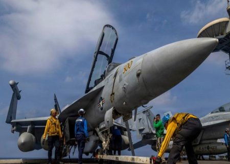 مشاوران ارشد ترامپ ترجیح می دهند ابتدا اسرائیل به ایران حمله کند