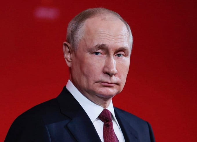 روسیه ۱۳ تن تجهیزات پزشکی به ایران کمک کرد