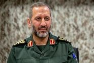 نه یک گام جلوتر و نه یک گام عقب تر، بلکه همراه با ولی خویش باشید
