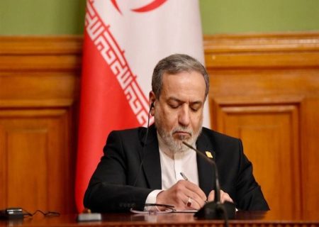 عراقچی: وزارت خارجه در خط مقدم صیانت از حقوق ملت است